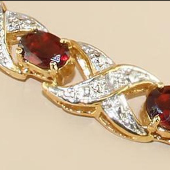 Diamonds and 7.0 CTW Garnet 17 Inch Designer Necklace. - Picture 3 of 8